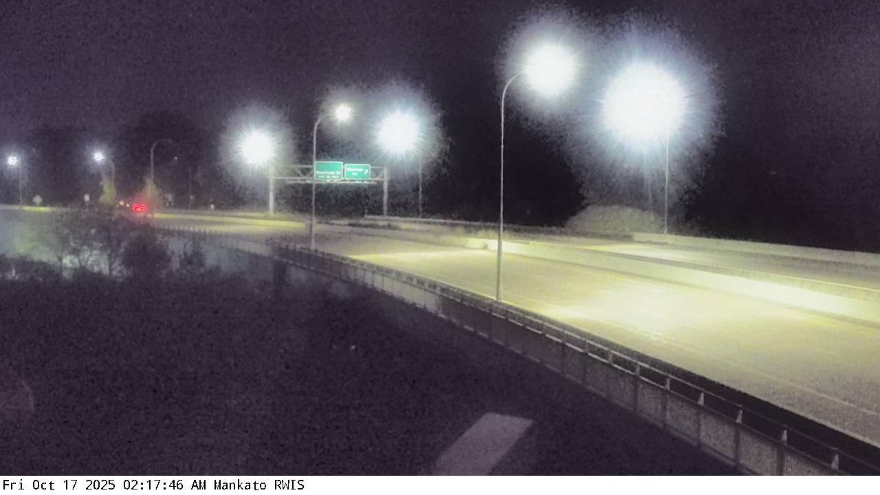 Traffic Cam LeHillier: US 169: U.S.169 (Mankato - MP 52): U.S.169 (Mankato - MP 52) View