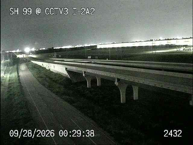 Traffic Cam Beach City › East: SH 99 @ CCTV3 (I-2A2)