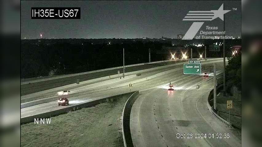 Traffic Cam Dallas › North: I-35E @ US 67