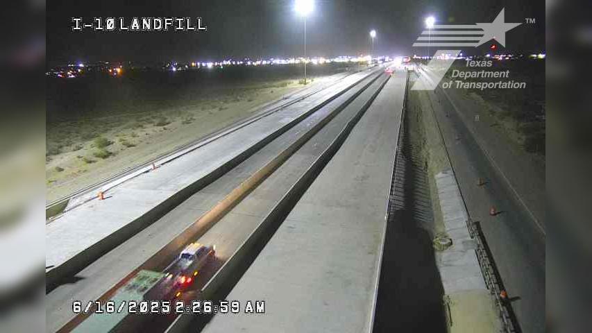 Traffic Cam El Paso › West: I-10 @ Landfill