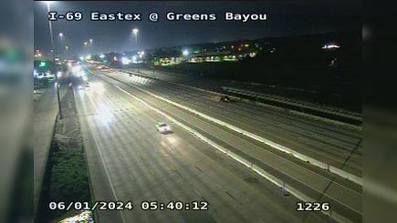 Traffic Cam Aldine › South: I-69 Eastex @ Greens Bayou