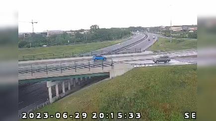 Traffic Cam Fishers: I-69: 1-069-210-2-2 CAMPUS PKWY