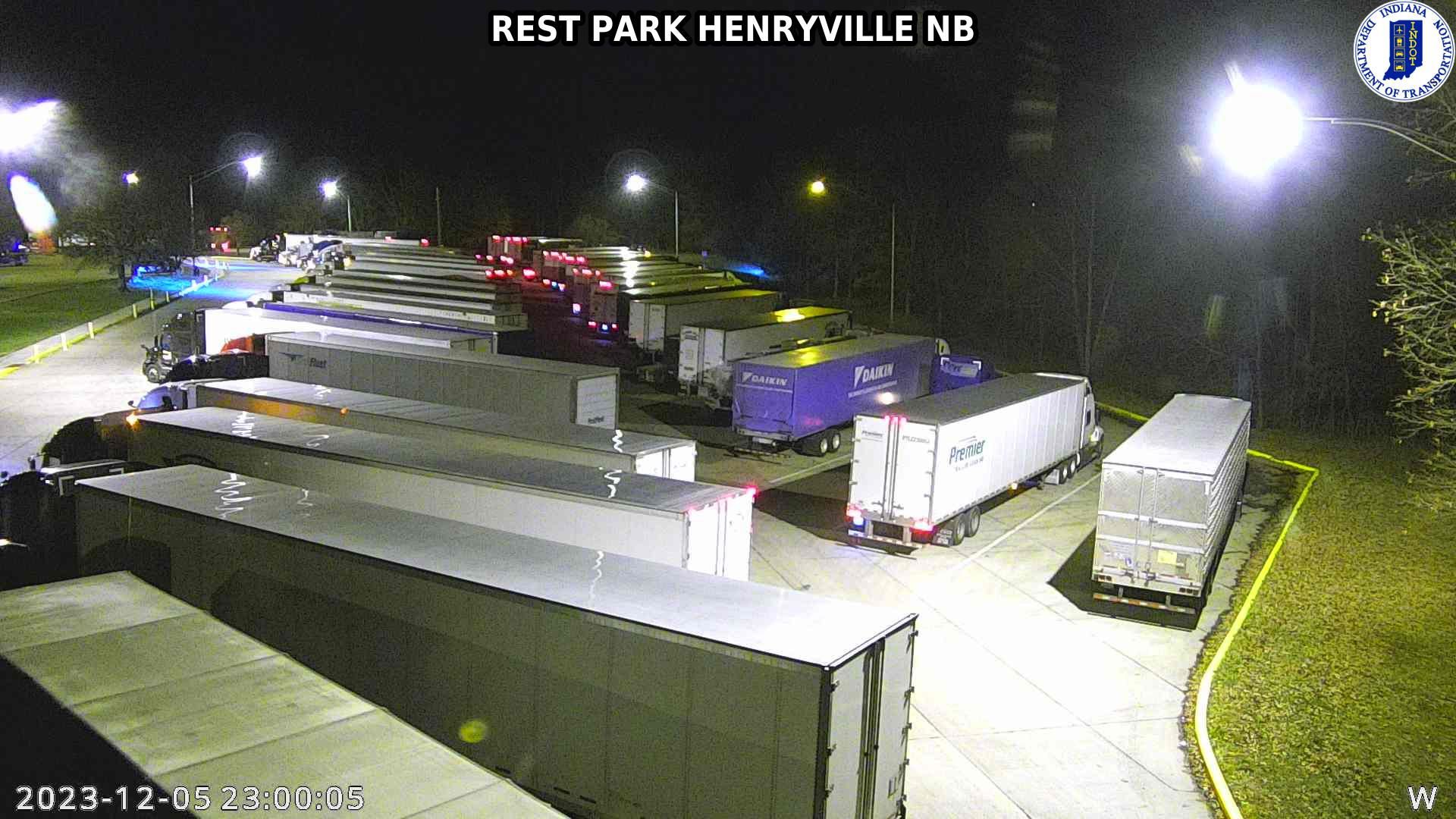 Traffic Cam Underwood: I-65: REST PARK HENRYVILLE NB: REST PARK HENRYVILLE NB