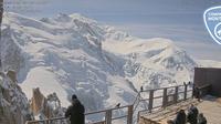 Dernière vue de jour à partir de Les Bossons: Mont Blanc from Aiguille du Midi