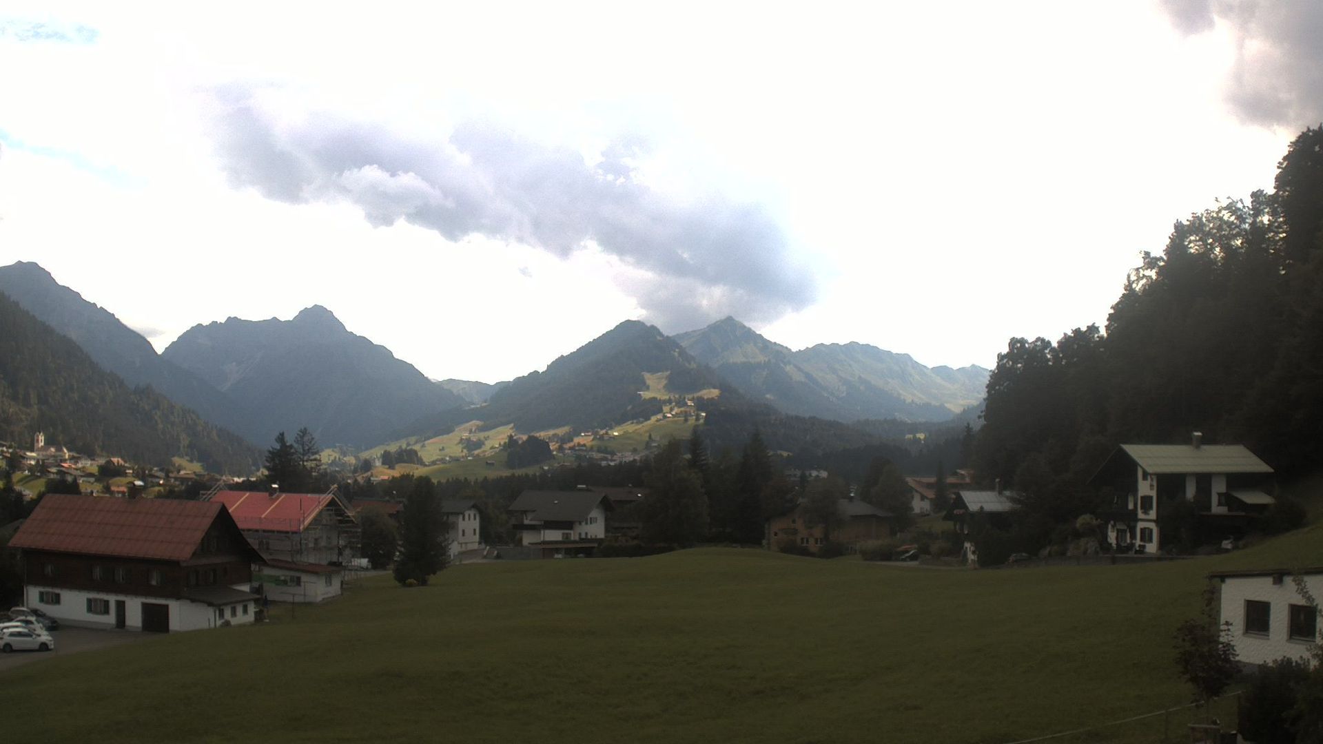 Traffic Cam Gemeinde Mittelberg: Gasthof Sonnenburg Schwende Kleinwalsertal
