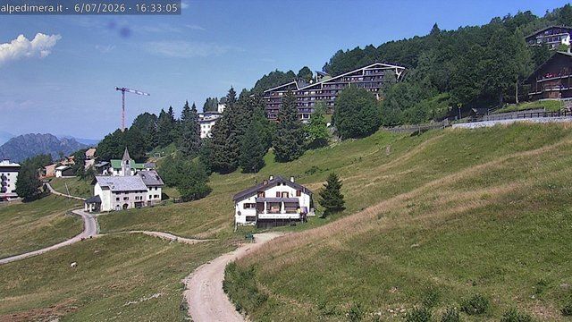 Traffic Cam Pila: Alpe Di Mera
