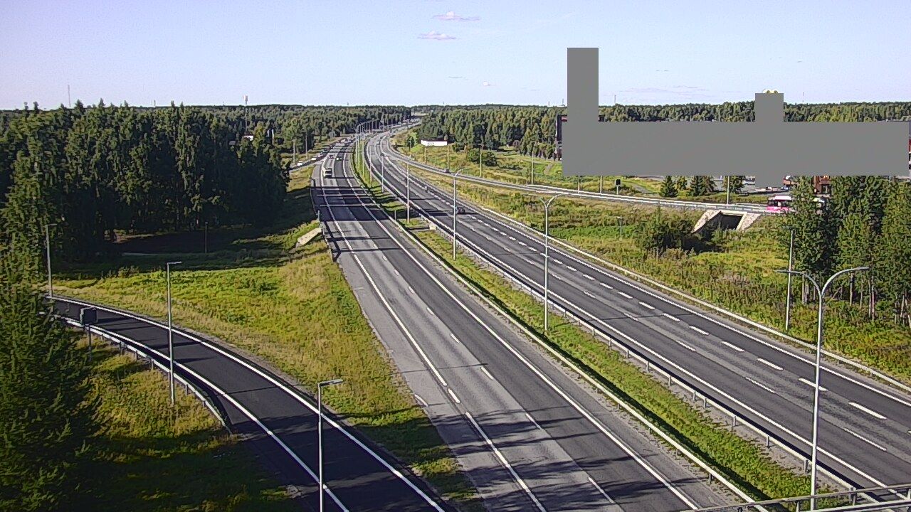 Traffic Cam Oulunsalo: Tie 4 Oulu Kaakkuri - Tie 4 Kaakkuri