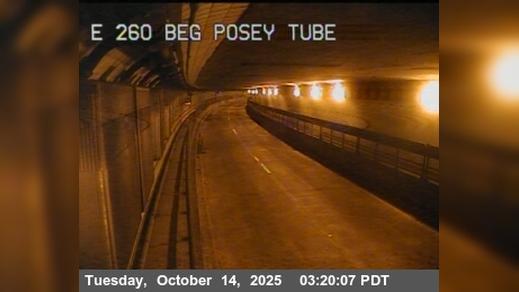 Traffic Cam Alameda › East: TVA02 -- SR-260 : Posey Tube Tunnel Entrance