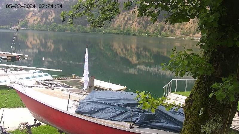Traffic Cam Nantua › East: Lac de Nantua