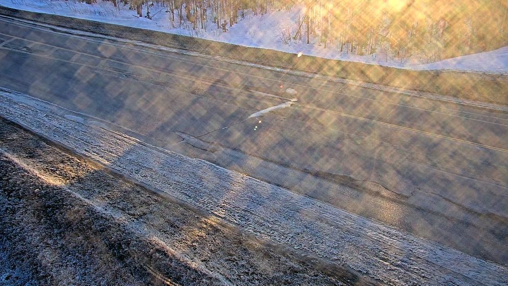 Traffic Cam Matanuska: Parks - Glenn Hwy Interchange