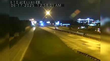 Traffic Cam Beauregard Town: I-10 at Essen Lane