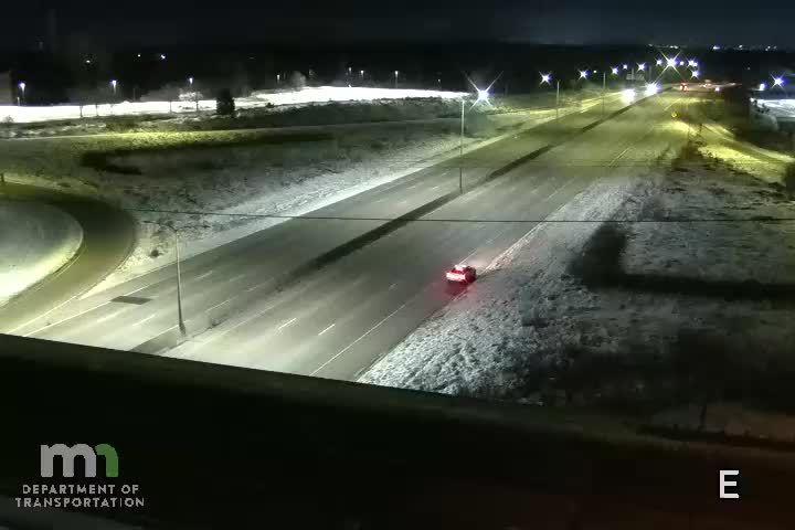 Traffic Cam Shoreview: I-694 EB @ Victoria St