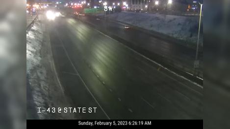 Traffic Cam Monona: I-43 at State St