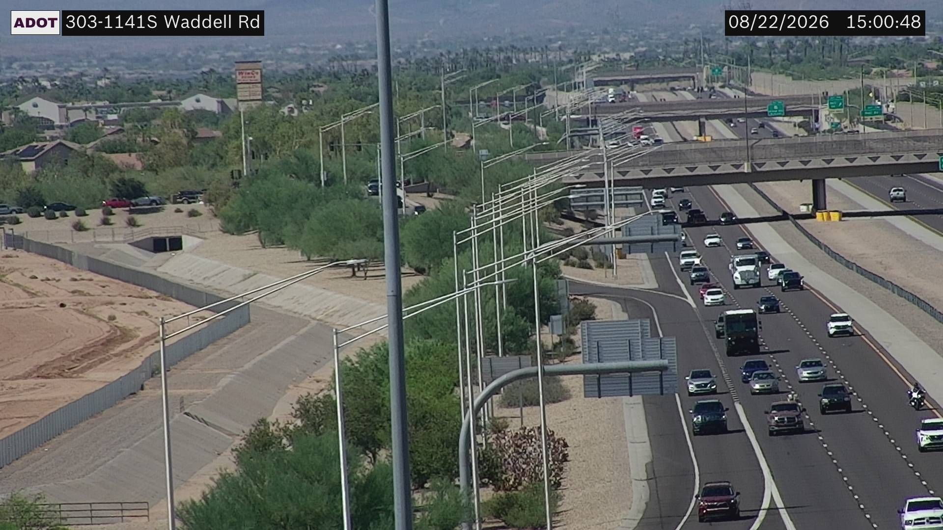 Traffic Cam Surprise › South: L-303 SB 114.18 @WADDELL