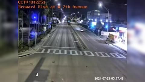 Traffic Cam Fort Lauderdale: Broward Blvd at W 7th Avenue