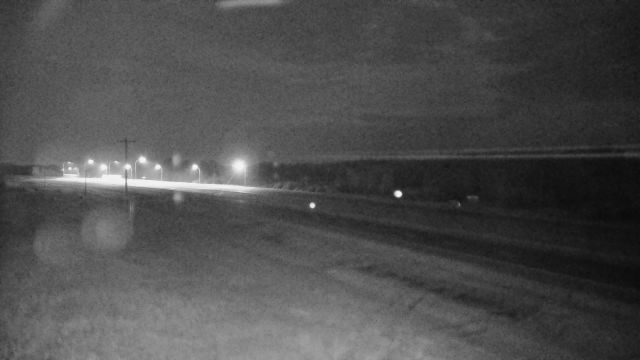 Traffic Cam Wildwood: Hwy 16: West of Hwy16A near