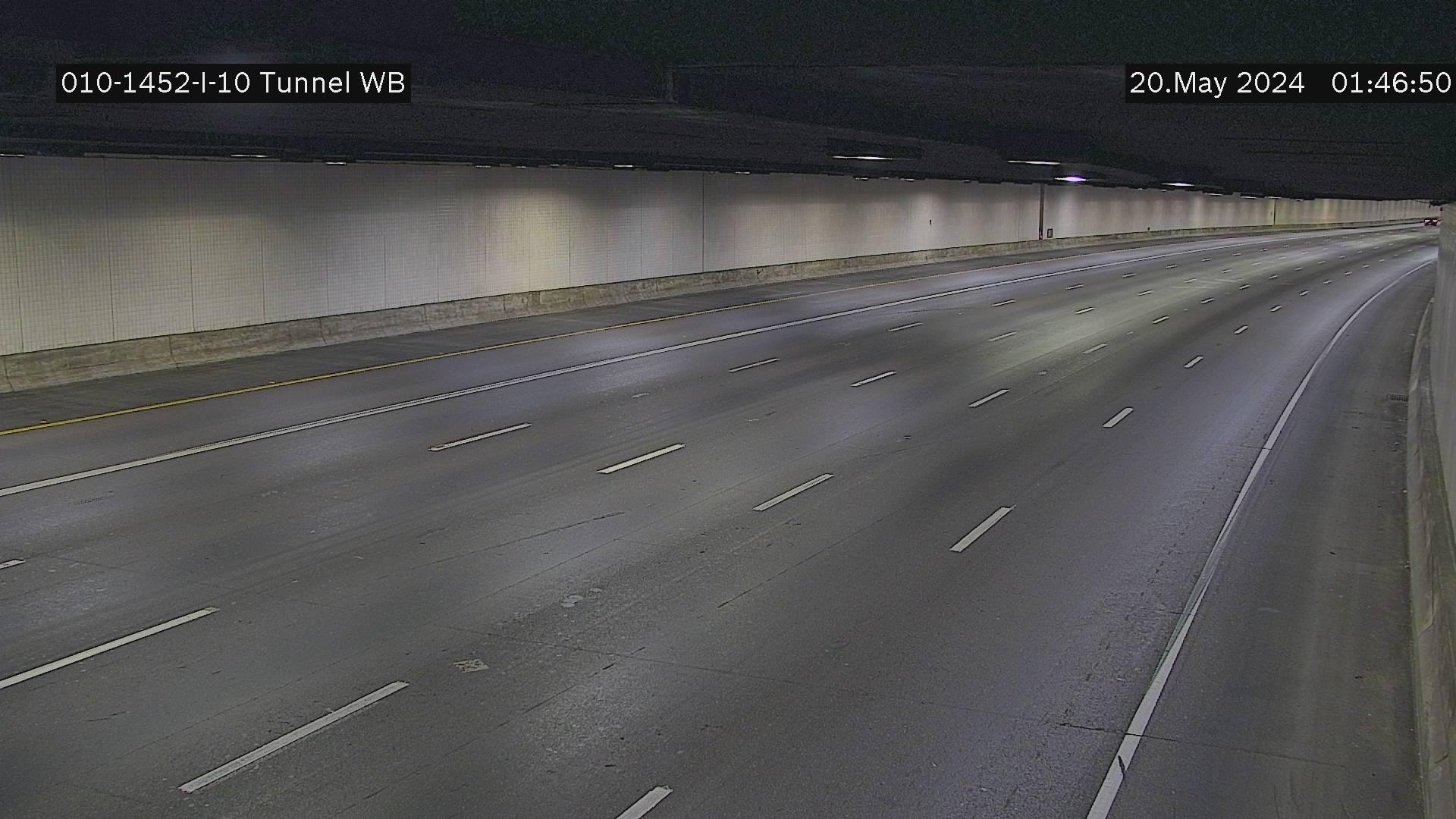 Traffic Cam Phoenix › West: I-10 WB 145.00 @Tunnel