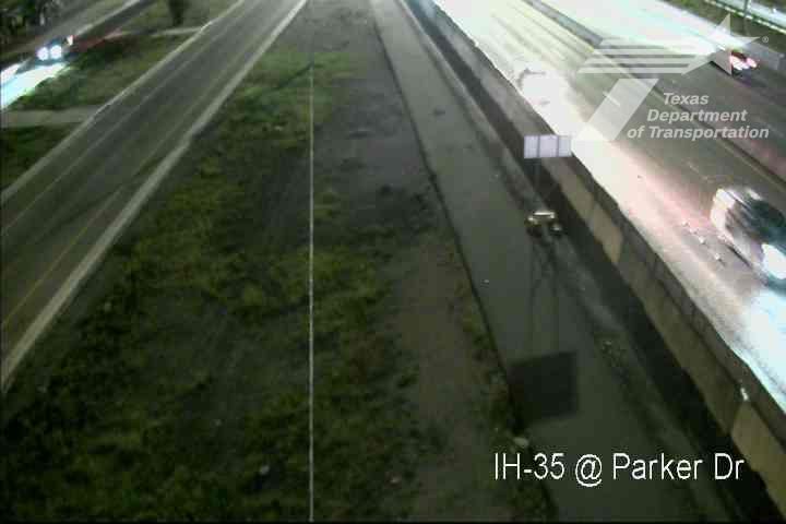 Traffic Cam Round Rock › North: I-35 @ Parker Dr