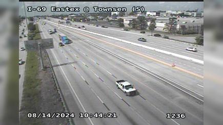 Traffic Cam Humble › South: IH-69 Eastex @ Townsen (S)