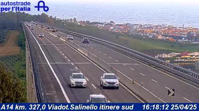 Preview delle webcam di Mosciano Sant'Angelo: A14 km. 327,0 Viadot.Salinello itinere sud