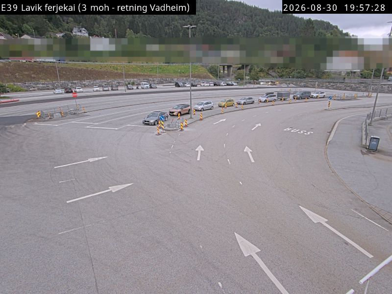 Traffic Cam Lavik: E39 - ferjekai (Vadheim)
