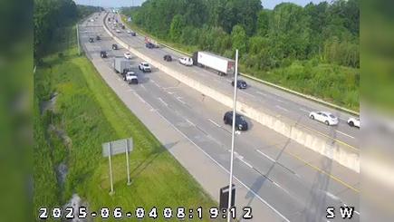 Traffic Cam Indianapolis: I-465: 1-465-046-7-1 S OF ENGLISH