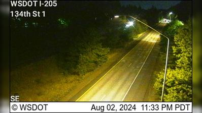 Traffic Cam Battle Ground › South: I-205 at MP 36.8: 134th St Camera