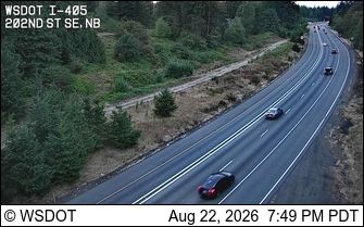 Traffic Cam Brier: I-405 at MP 28.3: 202nd St SE, NB