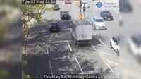 London: Finchley Rd/Alvanley Grdns - Day time