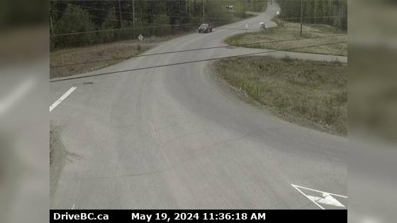 Traffic Cam Quesnel › West: Hwy 97, at Sales Rd, about 10 km south of - looking west