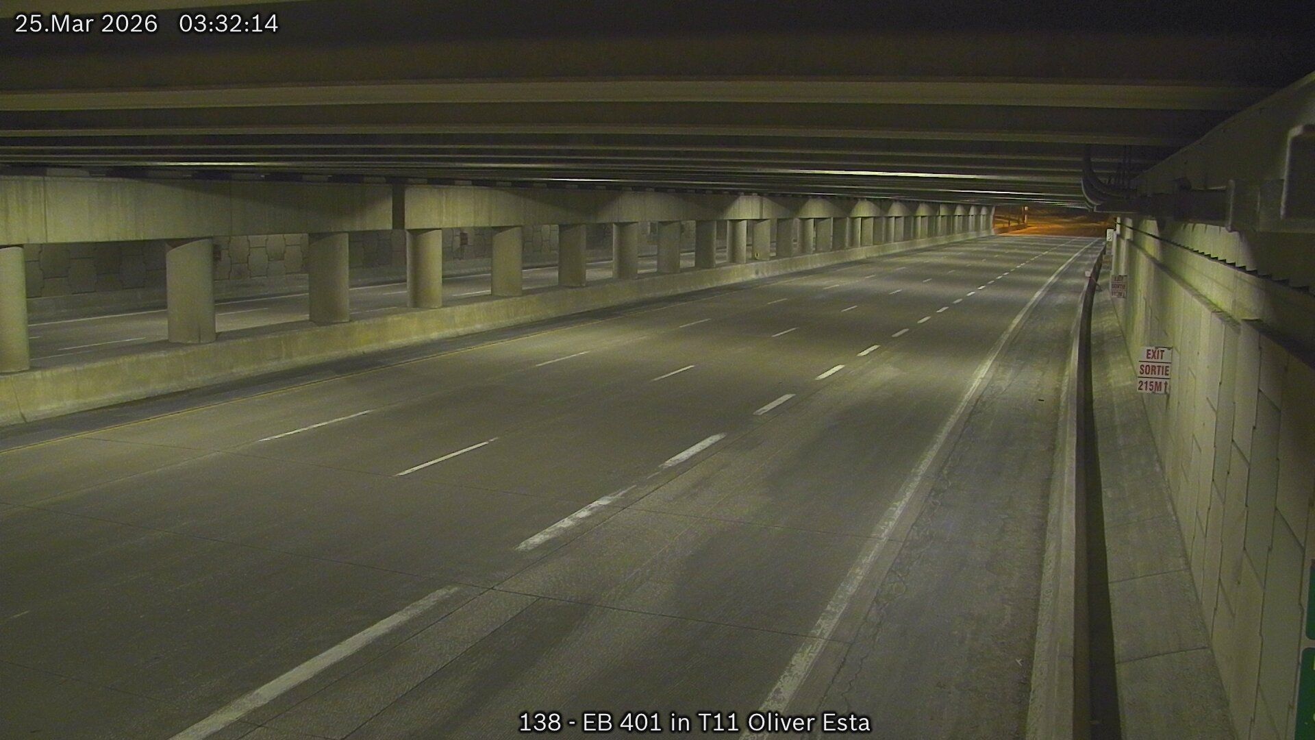 Traffic Cam Oliver: 401 in - Estates Tunnel East Portal near Howard Av