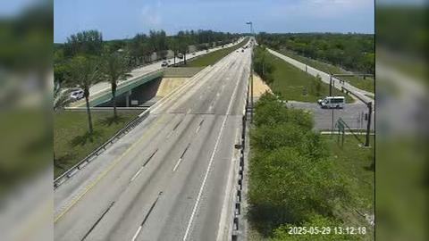 Traffic Cam Westview Village: SR-869 N at MM 15.4