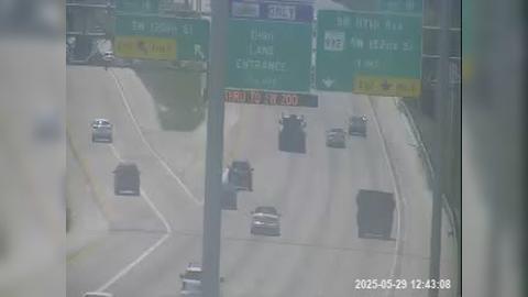 Traffic Cam Lindgren Acres: Tpke MM 18.9