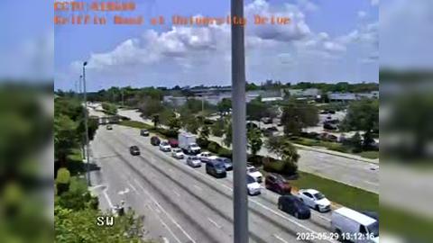 Traffic Cam Davie: Griffin Road at University Drive