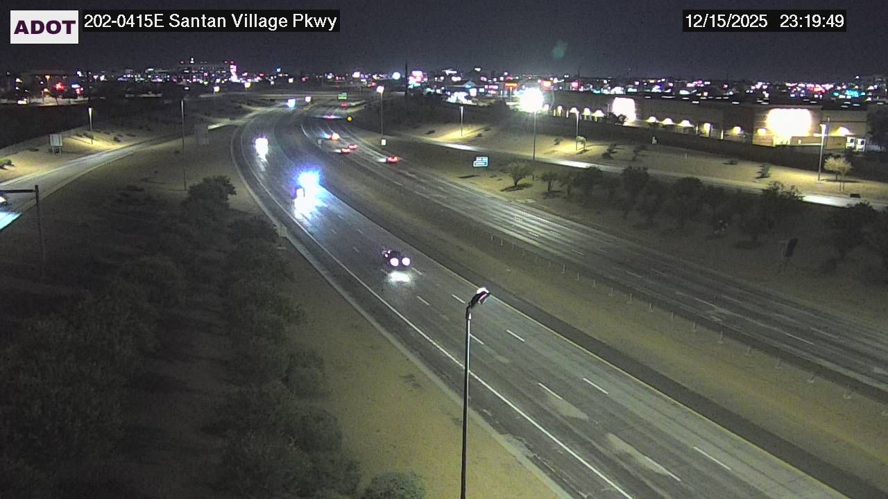 Traffic Cam Gilbert › East: L-202 EB 41.52 @Santan Village Pkwy