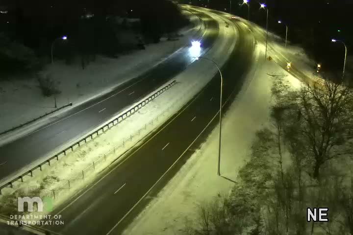 Traffic Cam Creek Valley: T.H.62 EB @ Tracy Ave