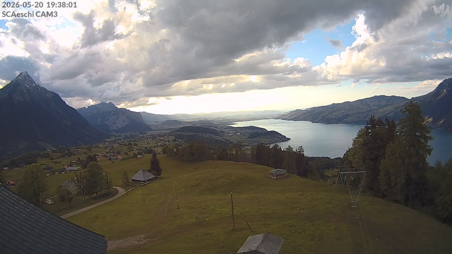 Aeschi bei Spiez: Aeschiried: Skihütte Aeschiried - Skilift Aeschiallmend Ag - Thunersee