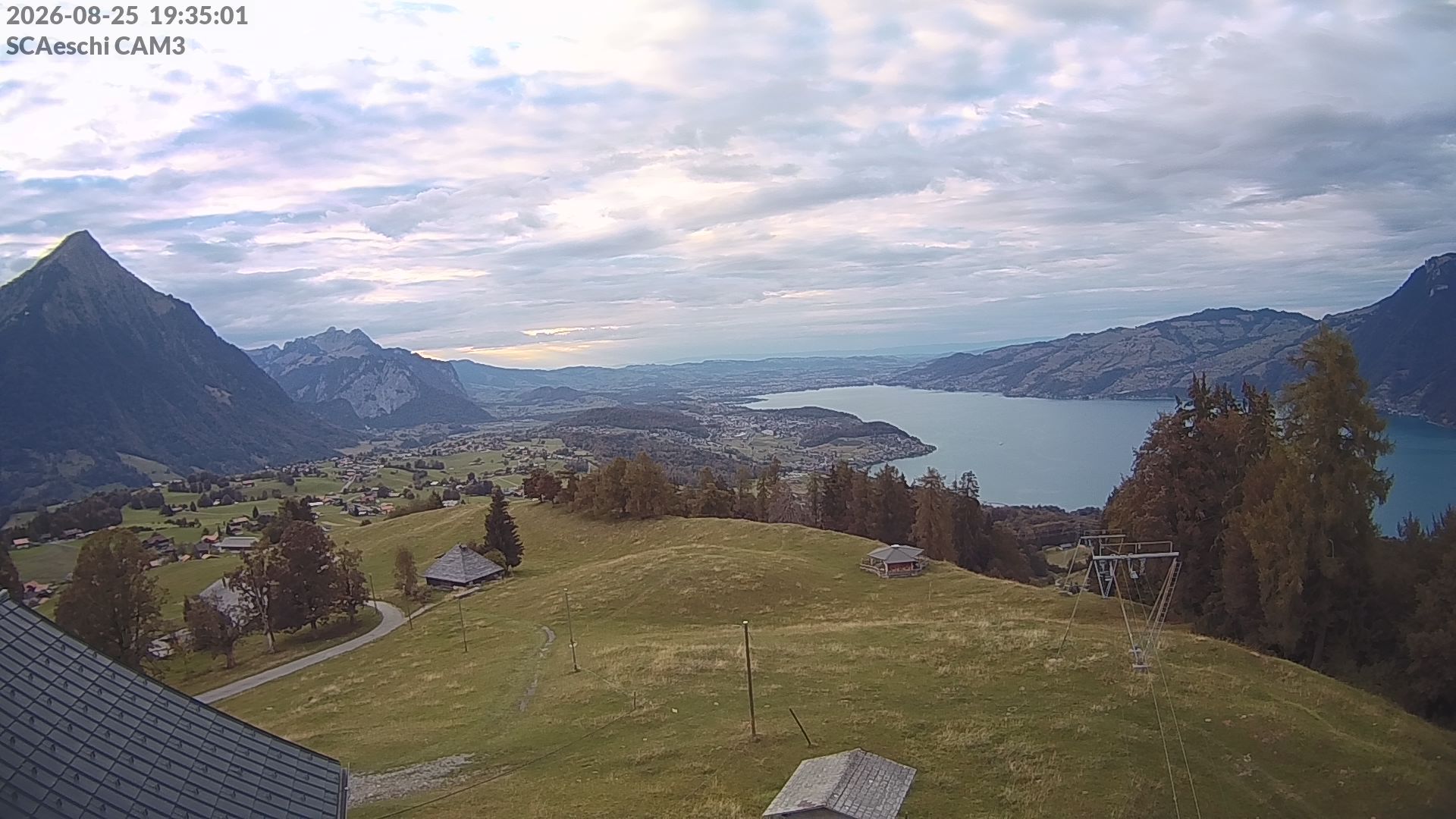 Aeschi bei Spiez: Aeschiried: Skihütte Aeschiried - Skilift Aeschiallmend Ag - Thunersee