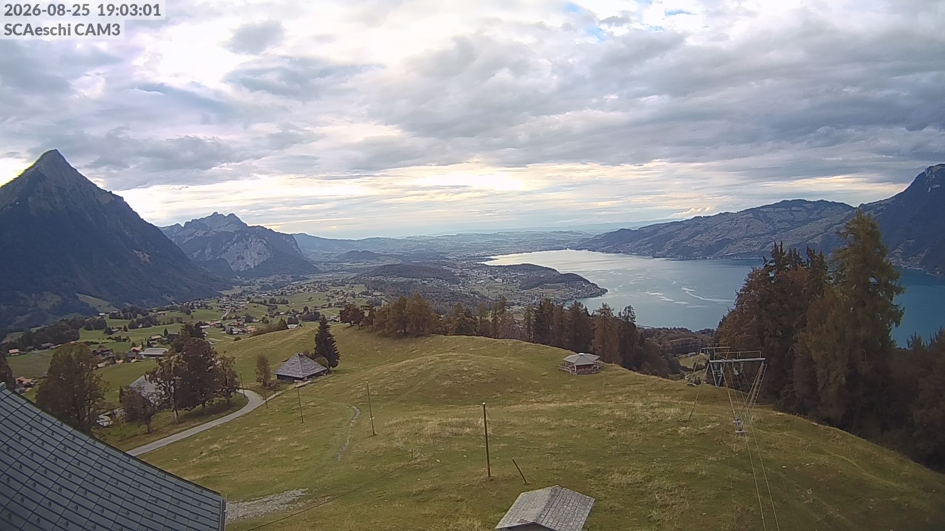 Aeschi bei Spiez: Aeschiried: Skihütte Aeschiried - Skilift Aeschiallmend Ag - Thunersee