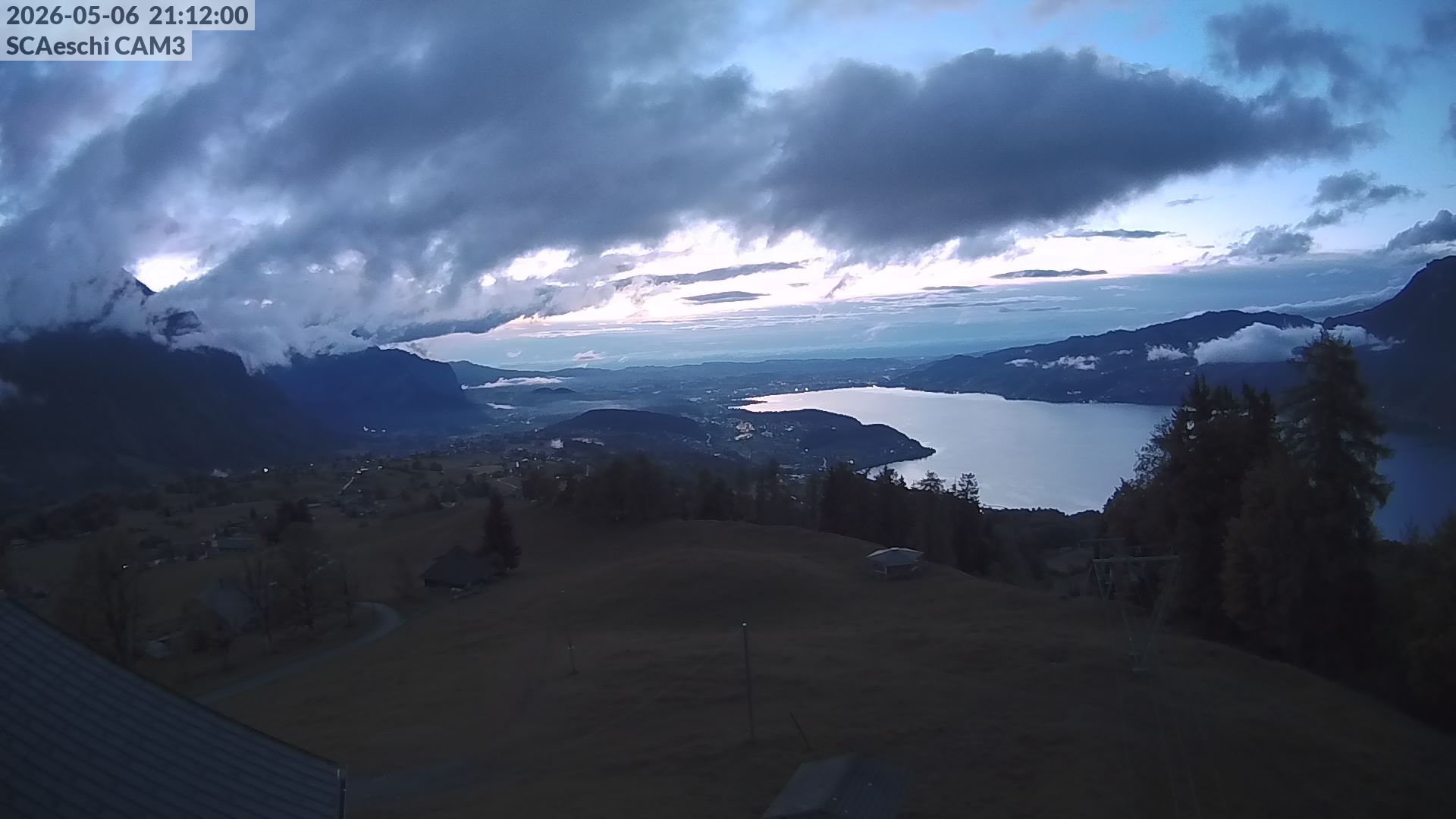 Aeschi bei Spiez: Aeschiried: Skihütte Aeschiried - Skilift Aeschiallmend Ag - Thunersee