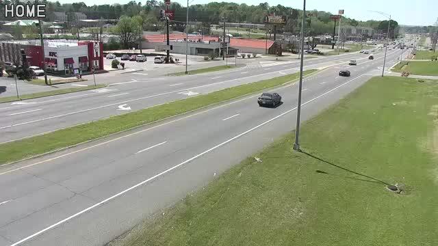 Traffic Cam Tuscaloosa › North: TUS-CAM--.