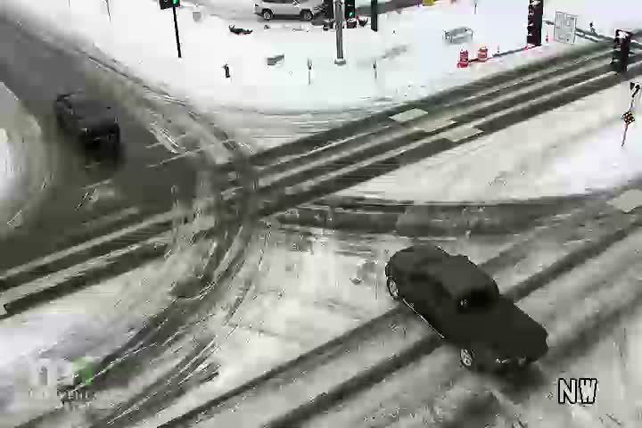 Traffic Cam West St. Paul: Robert St NB @ Crusader Ave