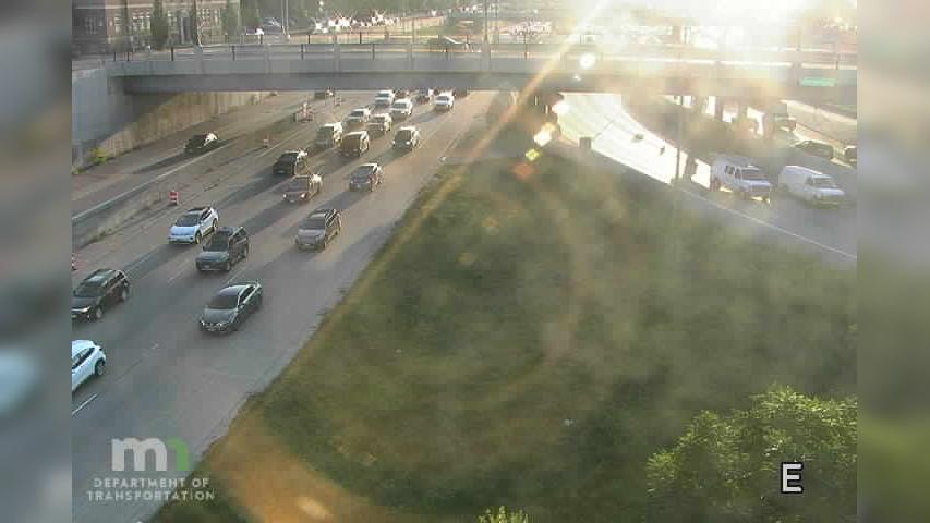 Traffic Cam Stevens Square - Loring Heights: I-94: I-94 WB @ Portland Ave