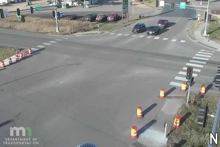 Traffic Cam Norwood Young America: US 212: T.H.212 @ Faxon Rd EB