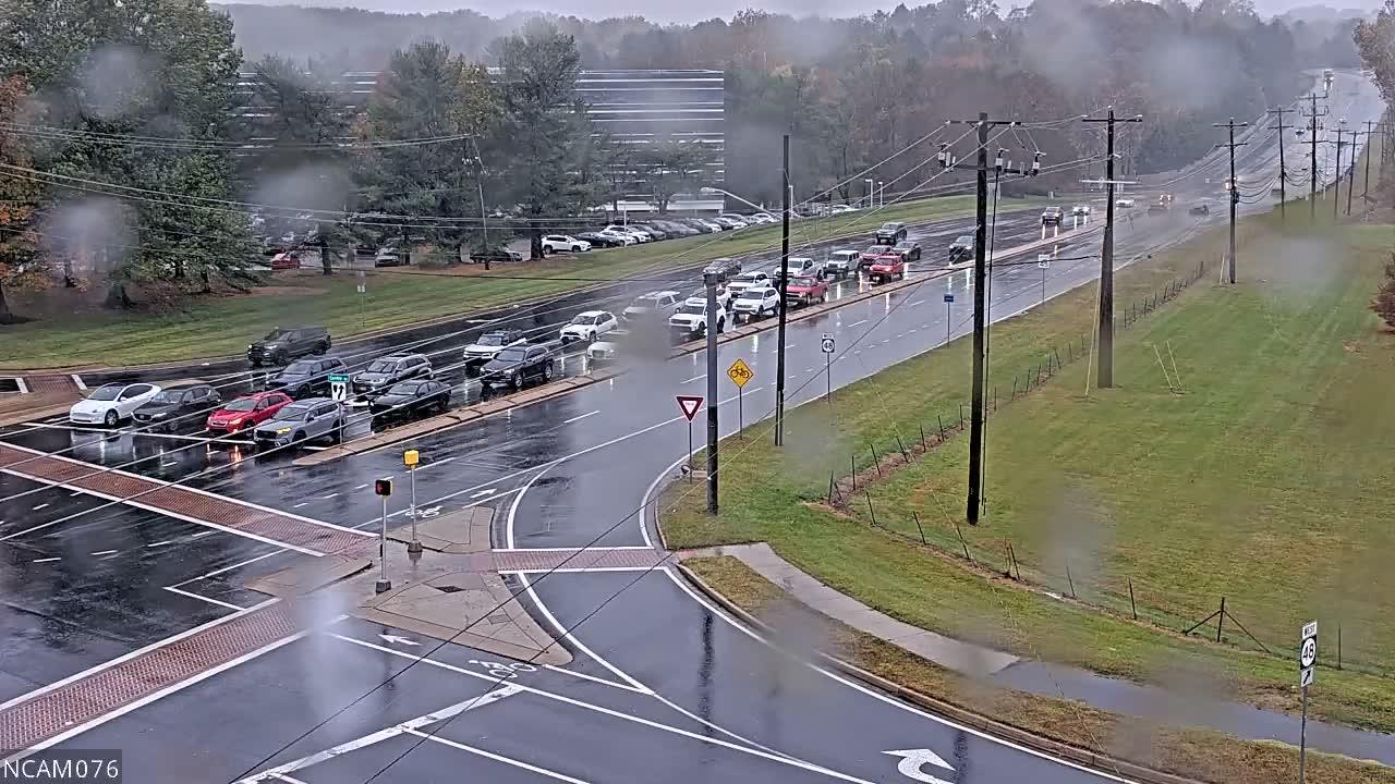 Traffic Cam Woodcrest Court: DE48 @ DE141