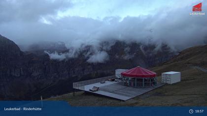 Leukerbad: Rinderhütte