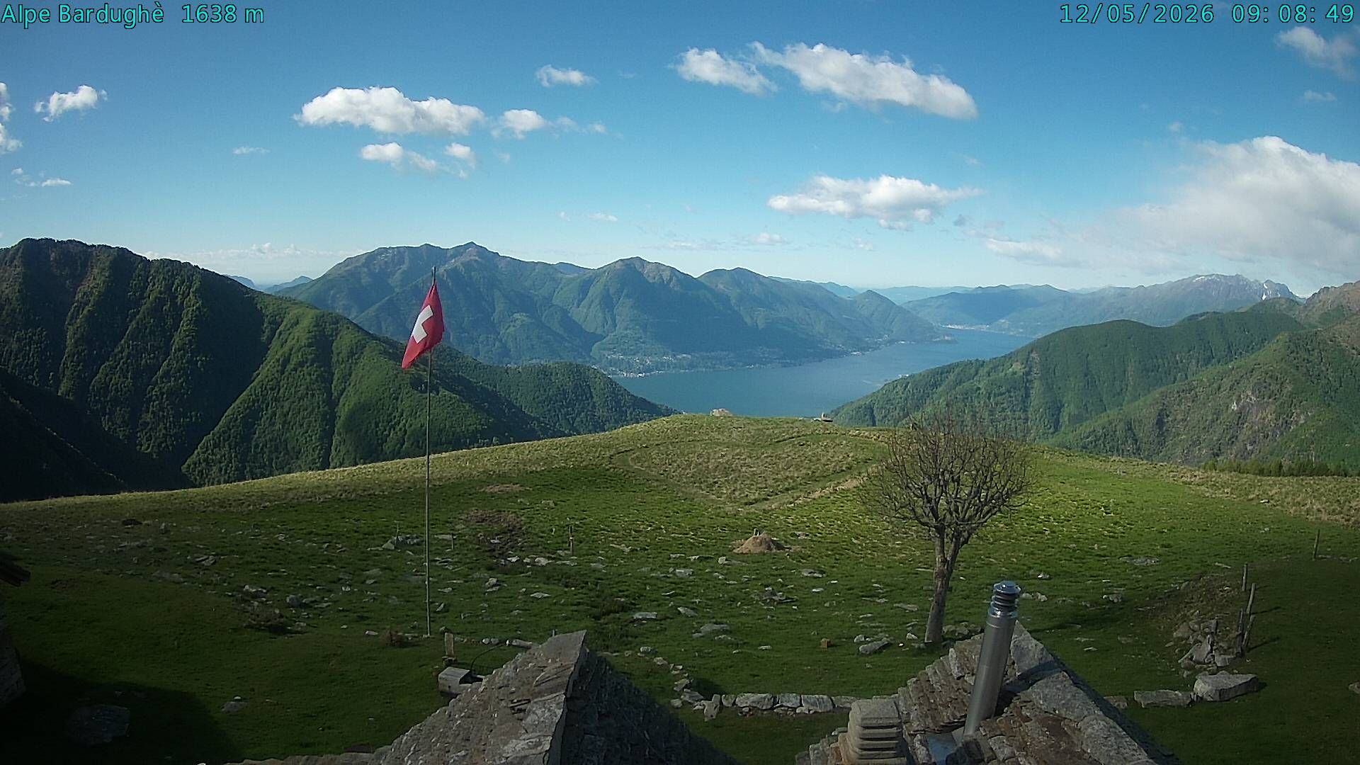 Vogorno: Alpe Bardughè - Gambarogno - Alpe di Neggia - Cannobio - Langensee