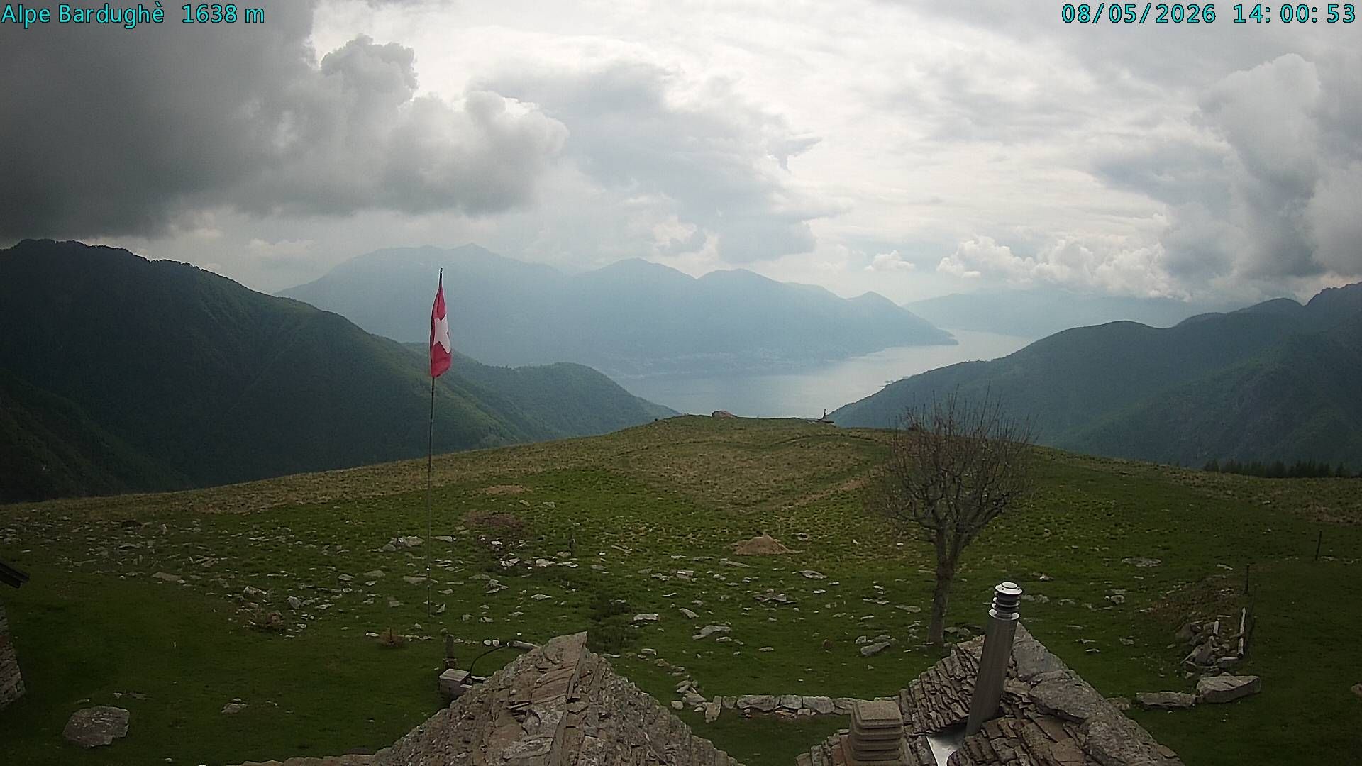 Vogorno: Alpe Bardughè - Gambarogno - Alpe di Neggia - Cannobio - Langensee