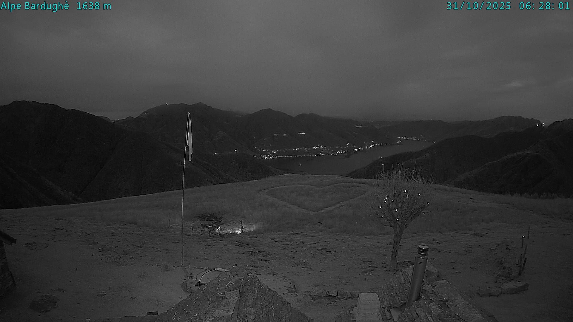 Vogorno: Alpe Bardughè - Gambarogno - Alpe di Neggia - Cannobio - Langensee