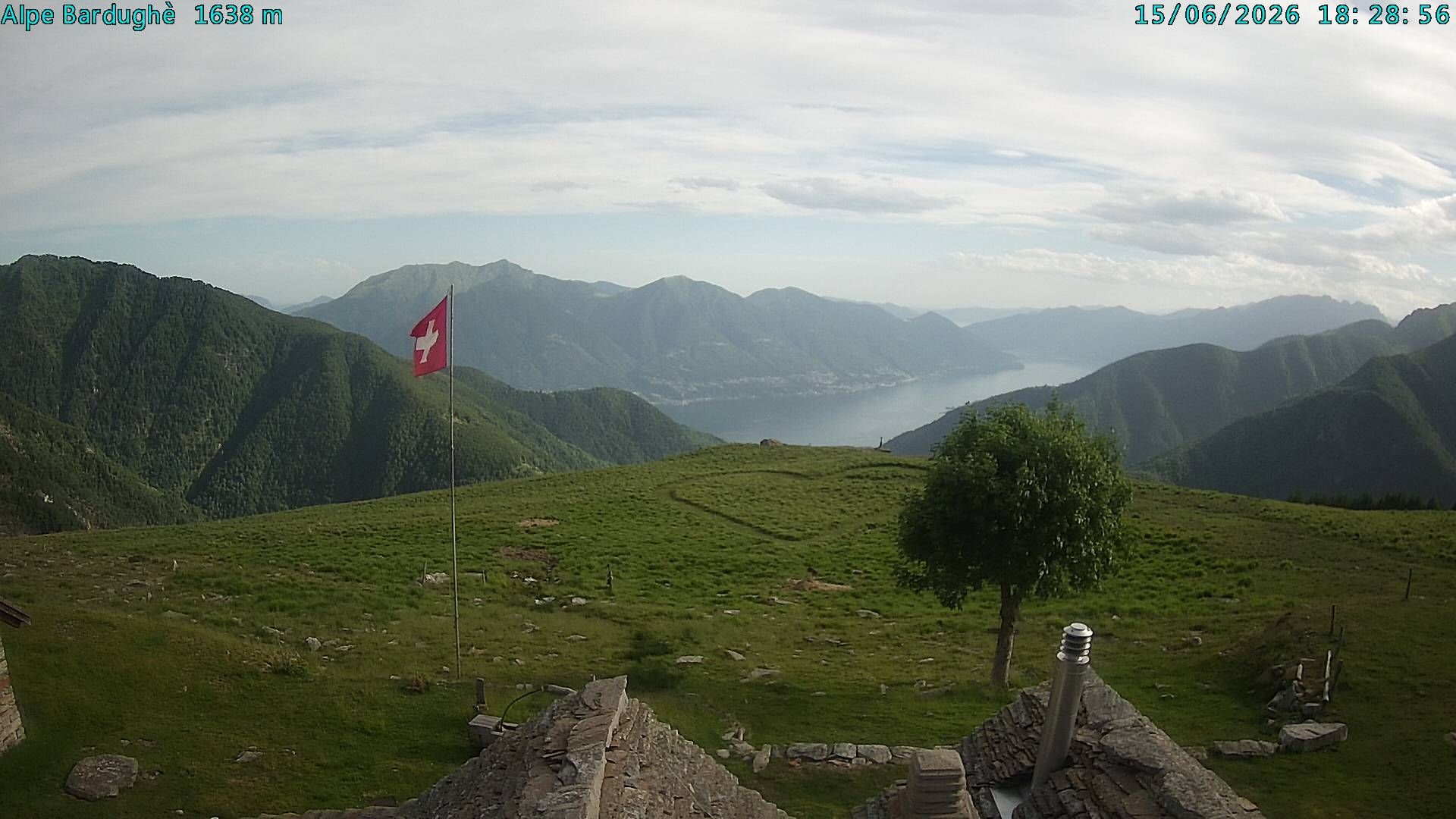 Vogorno: Alpe Bardughè - Gambarogno - Alpe di Neggia - Cannobio - Langensee